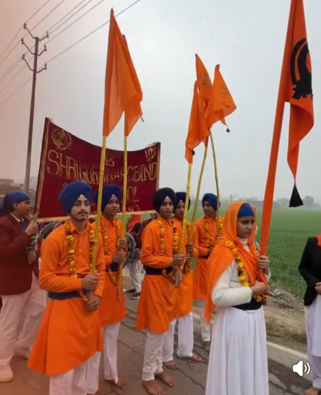 गदरपुर में धूमधाम से निकला नगर कीर्तन