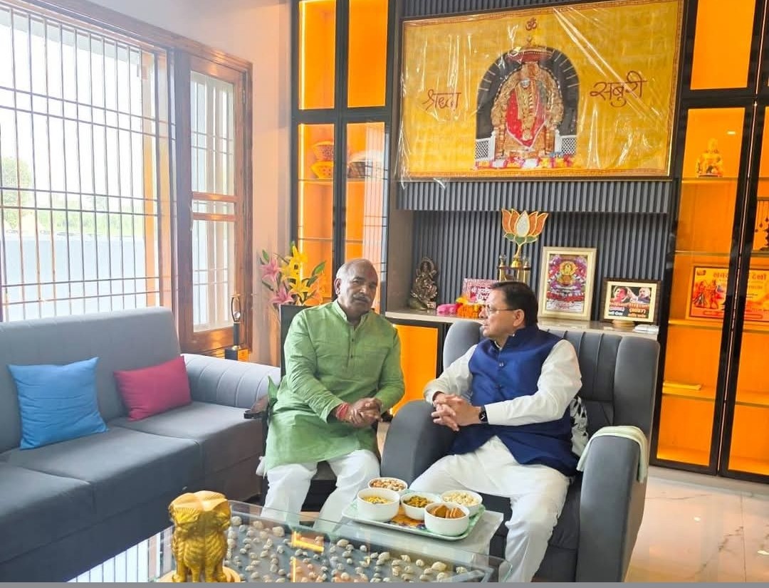 गदरपुर में खेल आयोजन के बहाने दिखी भाजपा की एकजुटता, मुख्यमंत्री धामी और विधायक अरविंद पांडे की आत्मीय मुलाकात बनी चर्चा का केंद्र