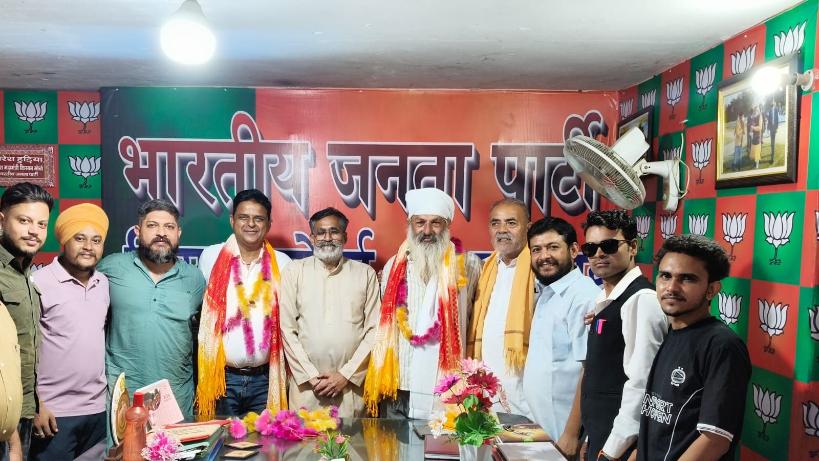 भाजपा किसान मोर्चा के नवनियुक्त पदाधिकारियों का भव्य स्वागत विशेष आमंत्रित सदस्य हरलॉक सिंह नामधारी व प्रदेश कार्यकारिणी सदस्य गोल्डी सूरी का हुआ सम्मान