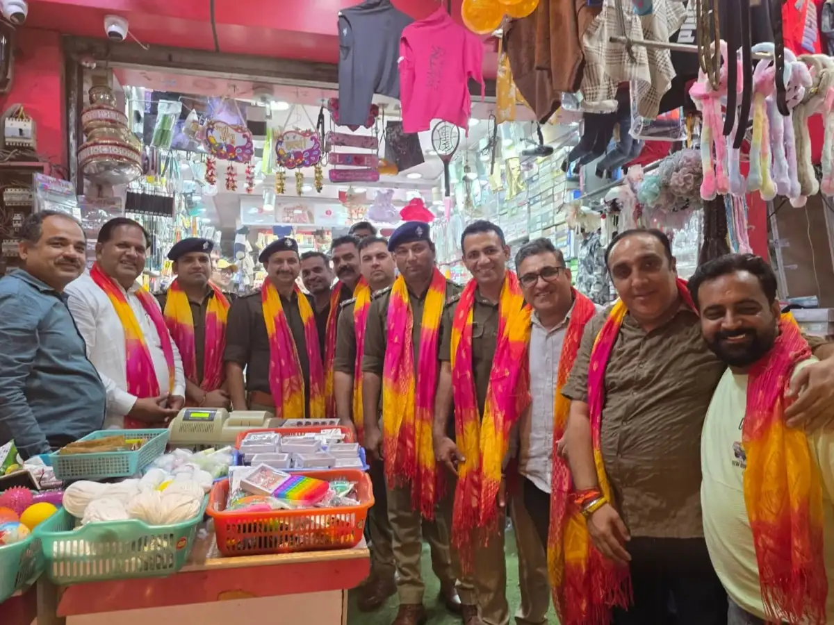1005435_cropped.webp