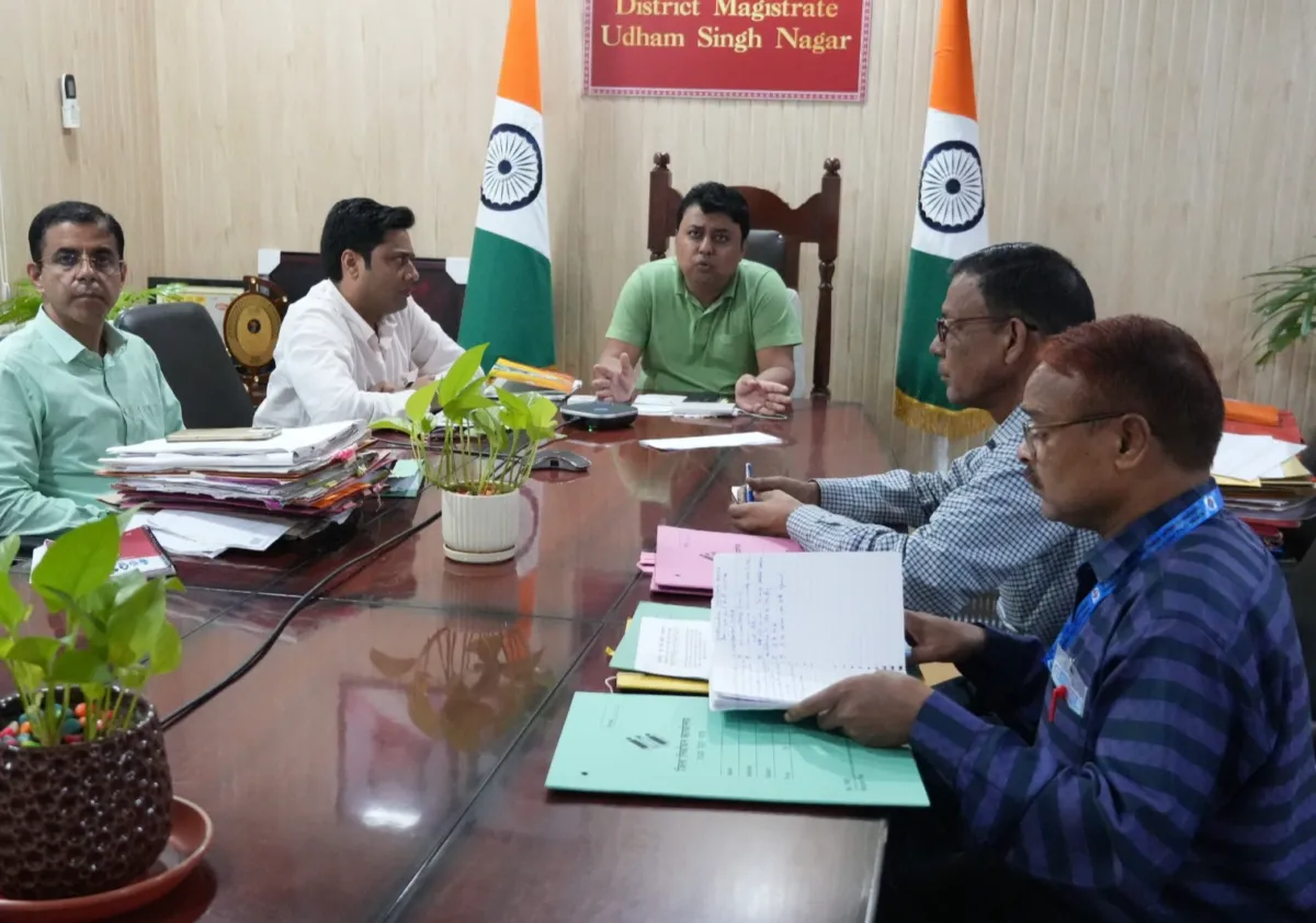 डीएम नितिन सिंह भदौरिया ने दिए मतदेय स्थलों के शत-प्रतिशत भौतिक सत्यापन के निर्देश