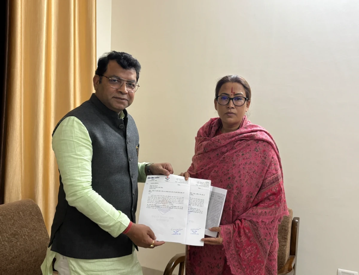 ट्रांजिट कैंप में सस्ता गल्ला दुकानों की संख्या बढ़ाने की मांग तेज