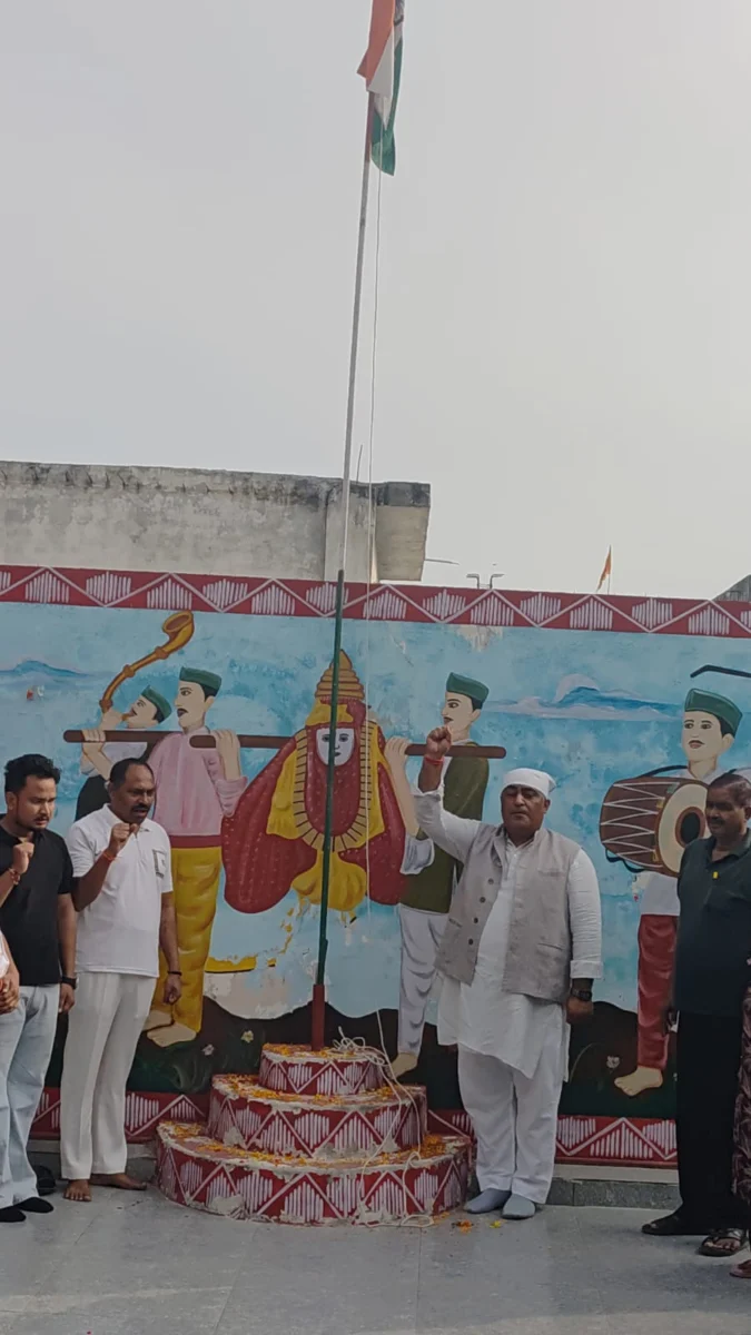 पालिका परिसर मे गांधी-शास्त्री जयंती मनाई